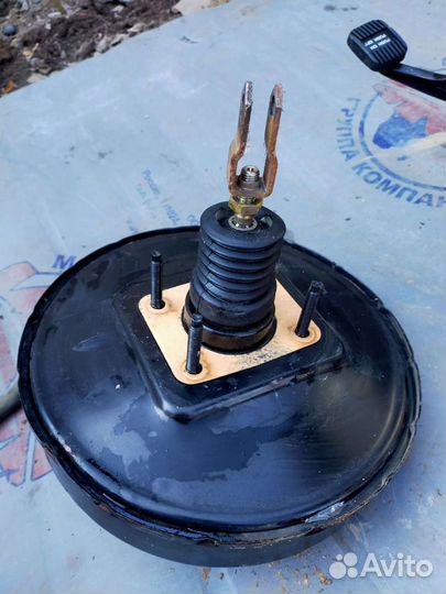 Вакуумный усилитель тормозов Ниссан Эльгрант