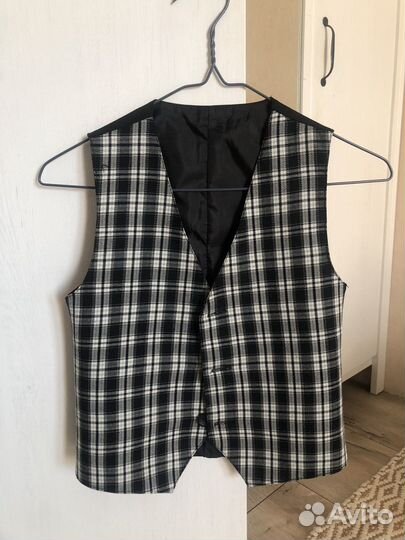 Жилетка для мальчика 14 школа