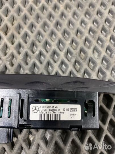 Дисплей парктроника Mercedes-Benz E-Class W212