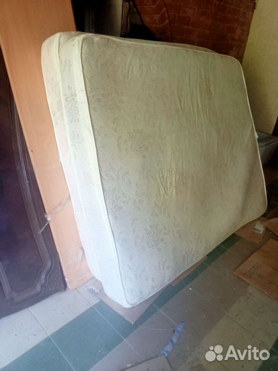 Матрасы 6шт +2