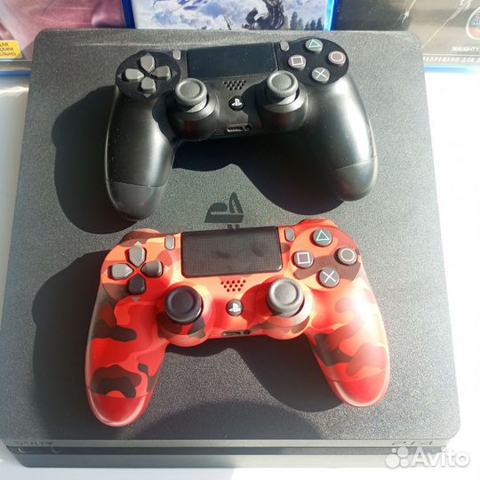 Sony playstation 4 slim 1TB + 2 геймпада + 3 игры