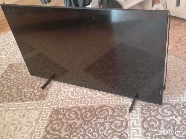 Samsung Crystal UHD TV