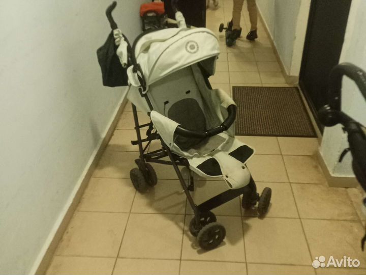 Прогулочная коляска трость бу