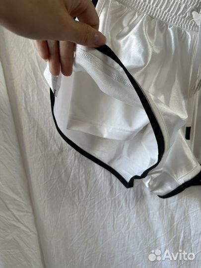 Шорты adidas новые 42