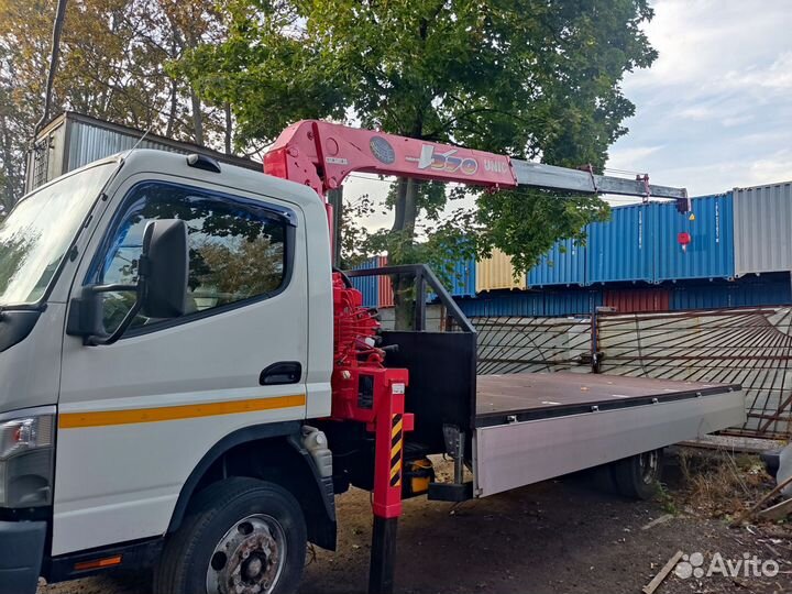 Mitsubishi Fuso Canter с КМУ, 2015