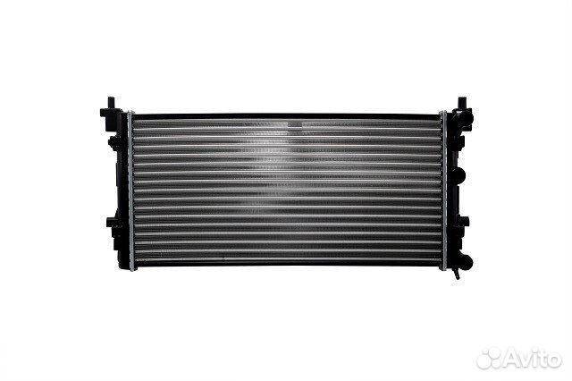 Радиатор охлаждения двигателя VW Polo Sedan