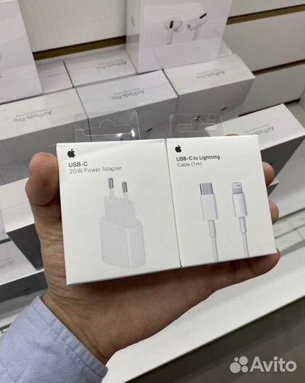 Комплект кабель+блок 20W быстрая зарядка на iPhone