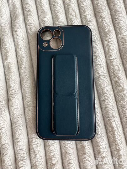 Чехол на iPhone 13