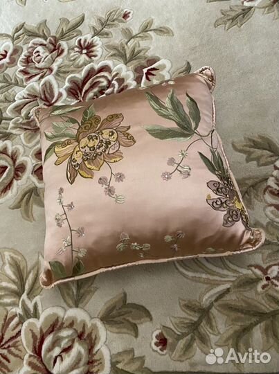 Декоративные подушки