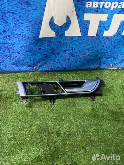 Ручка двери внутренняя передняя правая Audi A6 C6