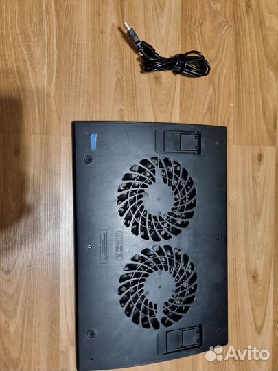 Поставка для охлаждения ноутбука