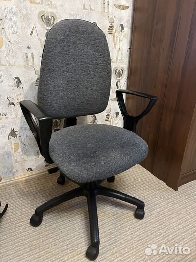 Компьютерное кресло