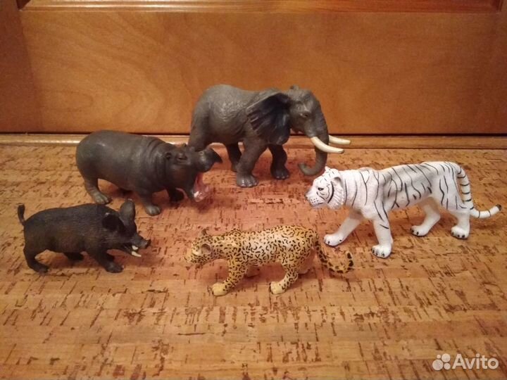 Коллекционная фигурка тигр/бегемот/ягуар/кабан/утк
