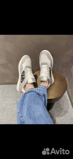 Новые кроссовки Christian Dior