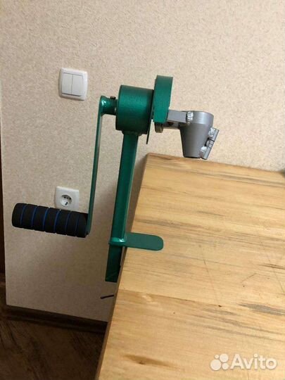 Орехокол бабочка сталь 2