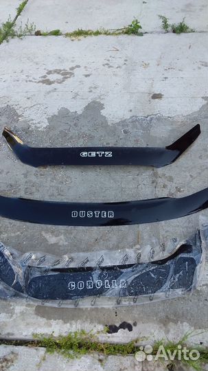 Дефлектор на капот