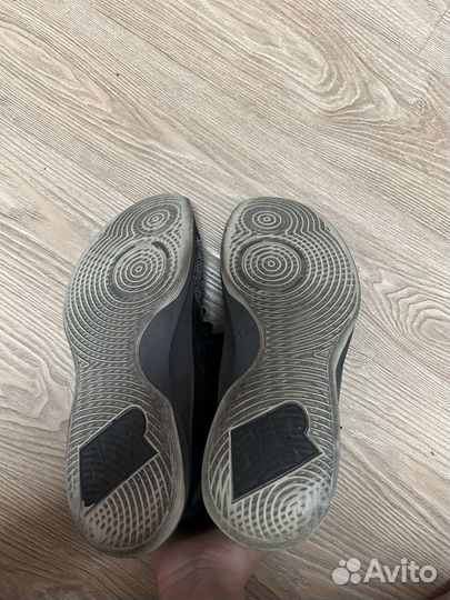 Nike Air Versitile III