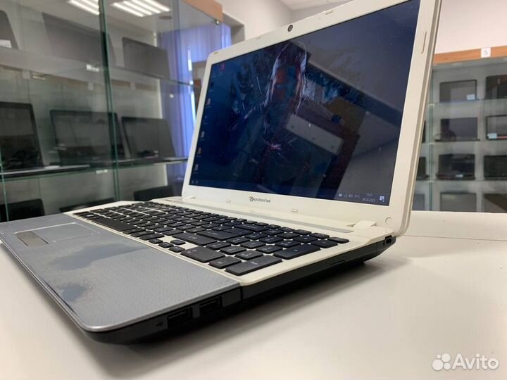 Ноутбук Packard Bell (AMD A6/4gb ram/6520G/500gb)