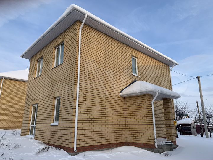 Коттедж 105 м² на участке 4 сот.