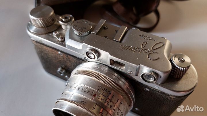 Пленочный фотоаппарат Зоркий (СССР)