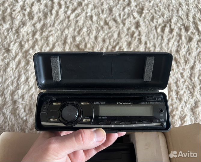 Магнитола Pioner DEH-2000MPB