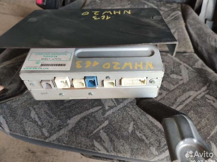 Блок управления навигацией Toyota Prius NHW20в
