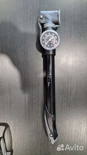 Насос велосипедный с манометром