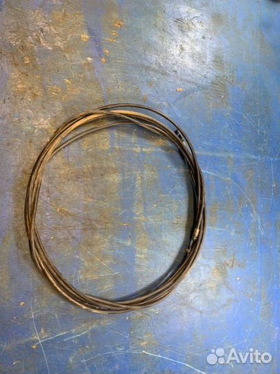 Трос замка багажника Subaru Legacy BD EJ205 1997