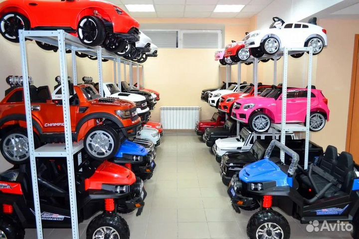 Детский электромобиль в розницу