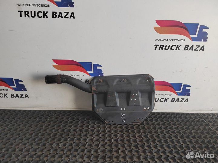 Кронштейн заднего крыла левый