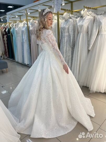 Платье свадебное