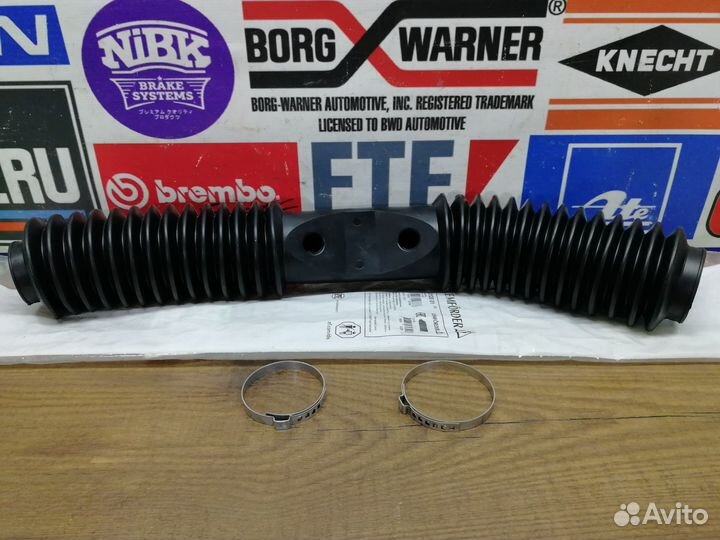 Пыльник рулевой рейки Ауди 100/А6С4