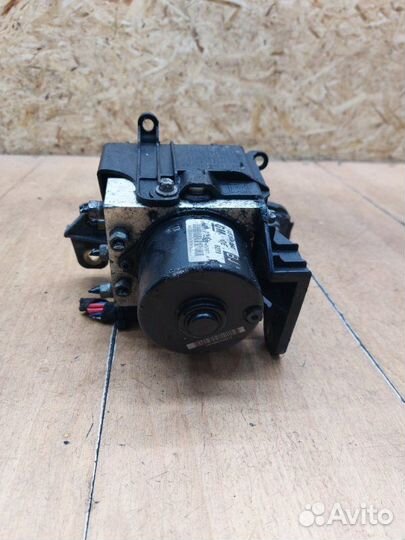 Блок abs Opel Zafira B A17DTJ 2011