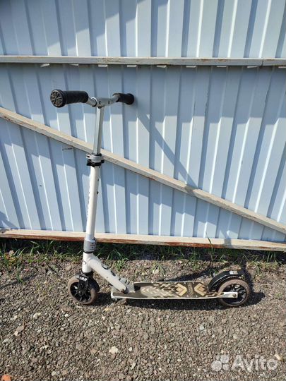 Самокат детский двухколесный бу