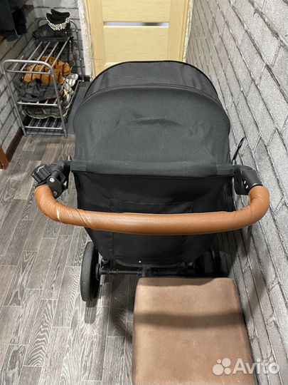 Коляска прогулочная