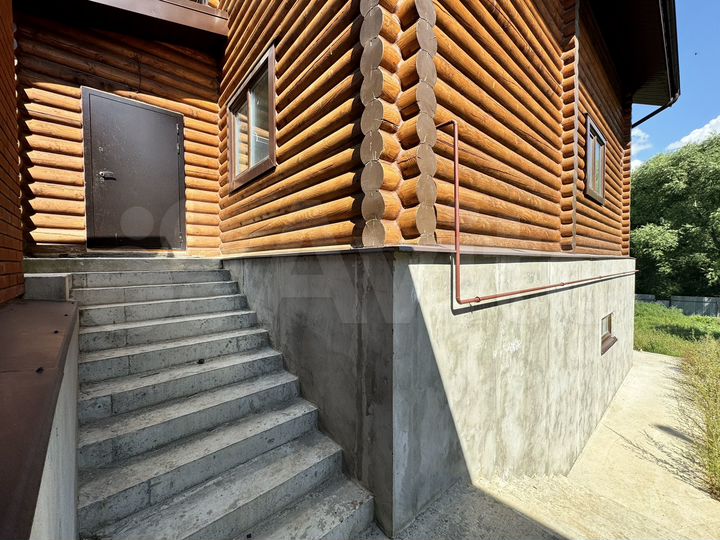 Коттедж 190 м² на участке 6,7 сот.