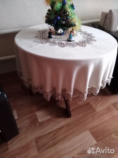 Круглый стол раздвижной