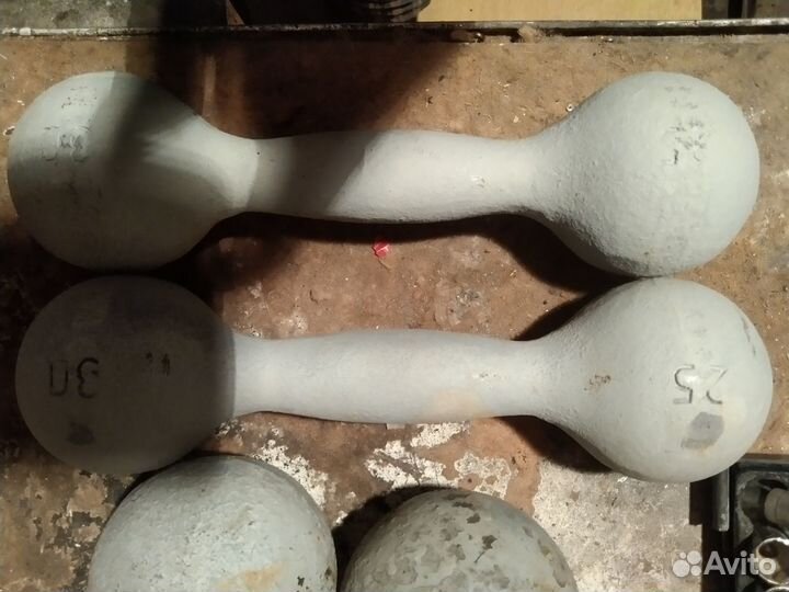 Продам гантели