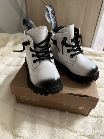 Ботинки на девочку