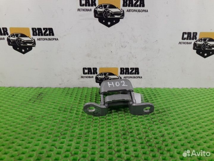 Петля двери правая нижняя R Honda CR-V