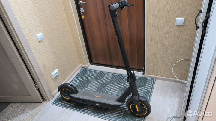 Электросамокат Ninebot KickScooter Max G30