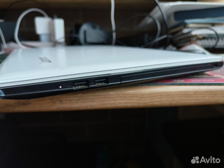 Продам ноутбук Lenovo ideapad 310-15IKB