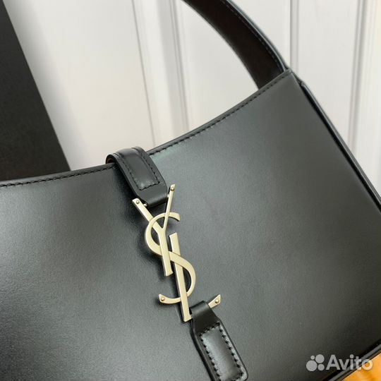 Сумка Saint Laurent LE 5 A7 в серебре