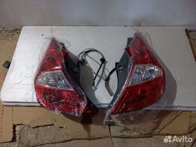 Hyundai solaris 1 хэтчбек фонарь левый правый