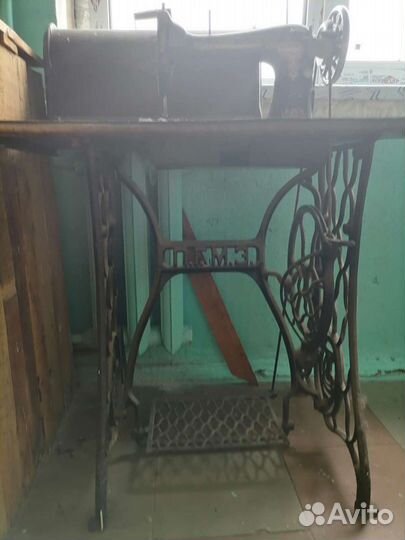 Швейная машина Госшвеймашина