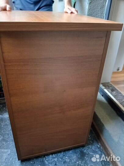 Тумбочка офисная/рабочая