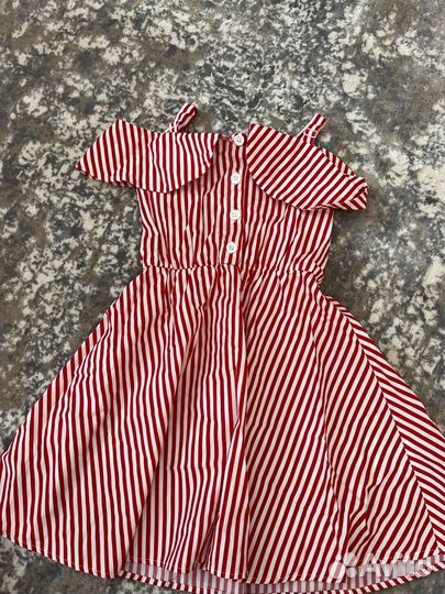 Нарядное платье 116-122