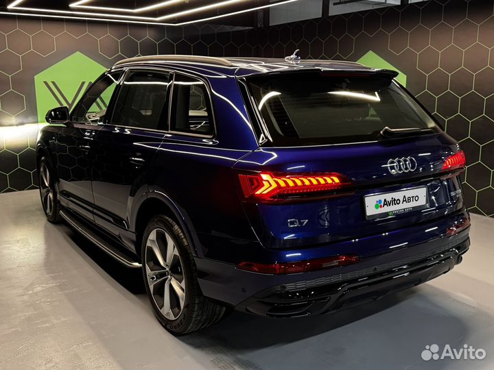 Audi Q7 3.0 AT, 2022, 6 100 км