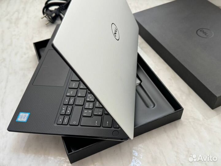 Ноутбуки Dell XPS 13.3 дюймов Новый