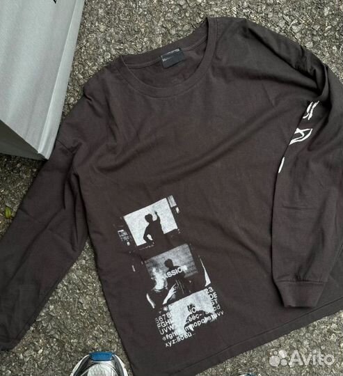 Лонгслив erd на руках